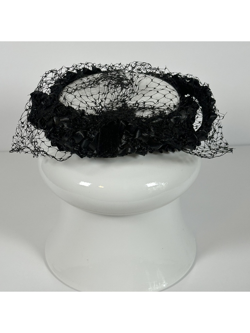 Vintage Black Veil Fascinator Hat with Netting